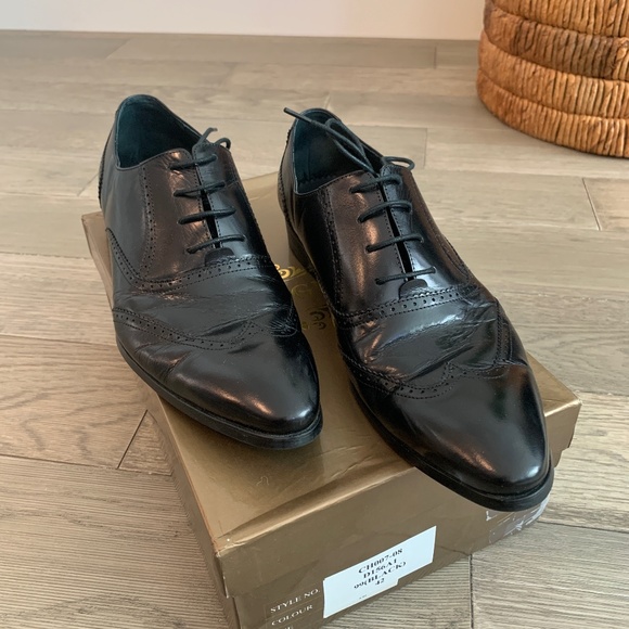 Oxfords_&_Derbys